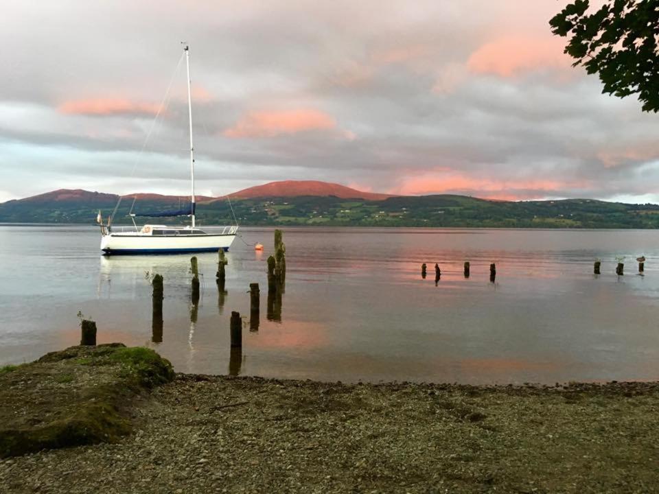Lakeside Cottage Killaloe Esterno foto