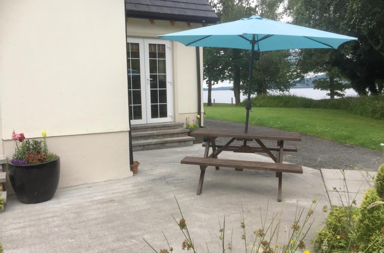 Lakeside Cottage Killaloe Esterno foto