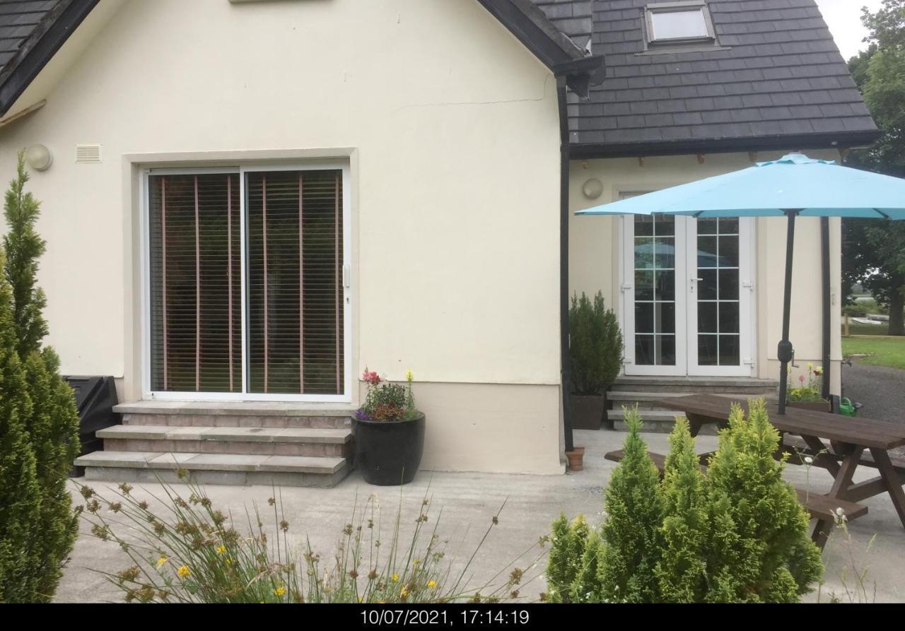 Lakeside Cottage Killaloe Esterno foto