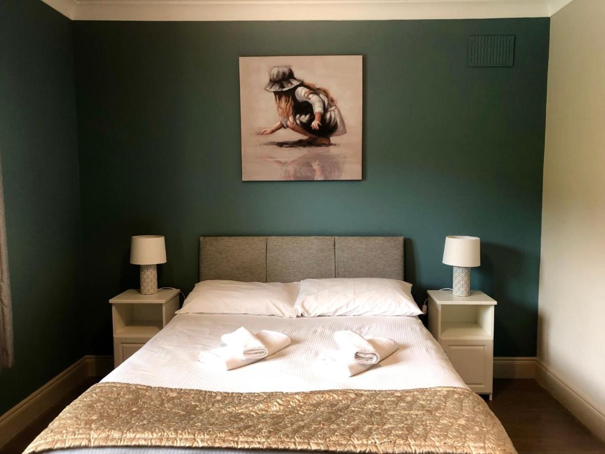 Lakeside Cottage Killaloe Esterno foto