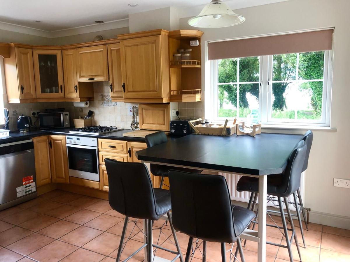 Lakeside Cottage Killaloe Esterno foto